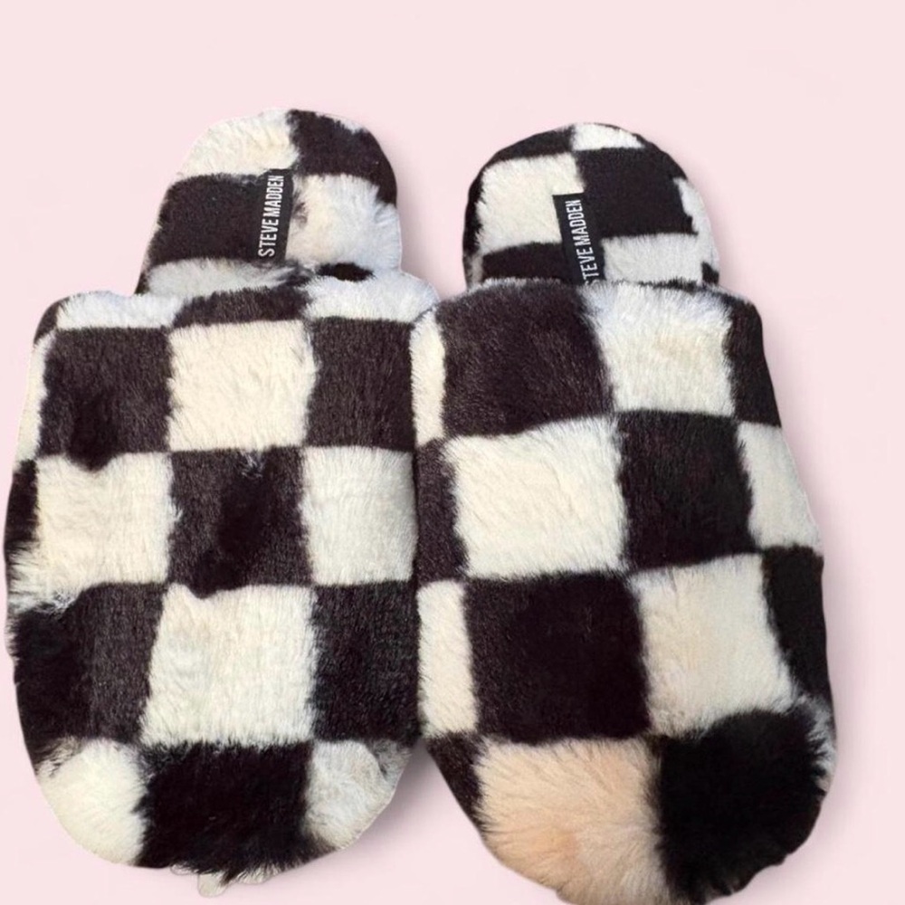 Steve Madden Black and White Checkered Faux Fur Slide Slippers